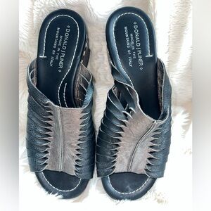 Donald J. Pliner Black Sandals Sleek Design, leather 7